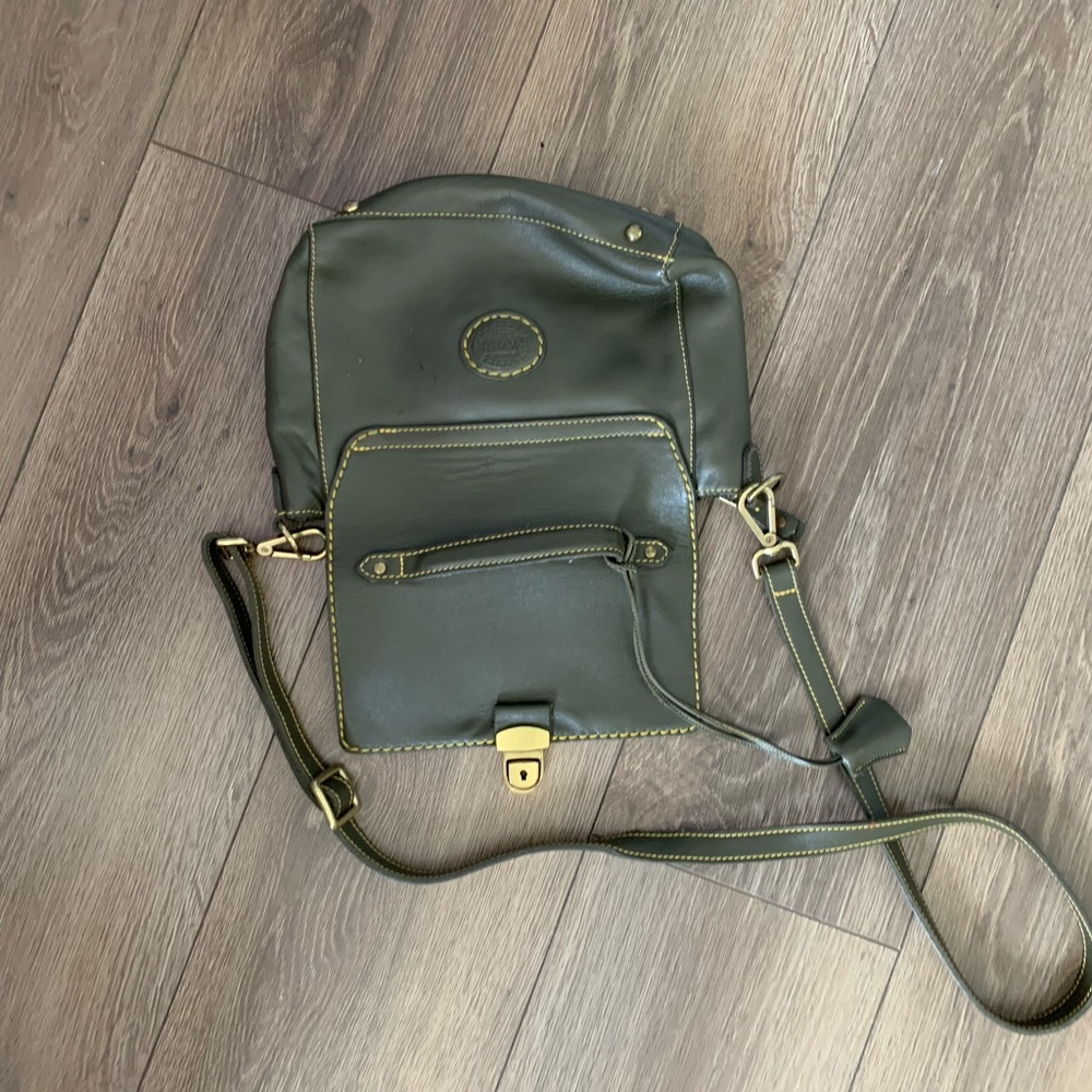 Roots crossbody bag green leather il size cm colour size cm 16,21,6 - Picture 6 of 12